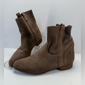 Frye and Co Sarah Shortie brown suede Leather slip on boots 8.5